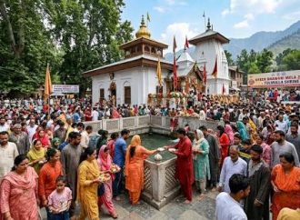 Authorities praised for smooth conduct of Kheer Bhawani festival