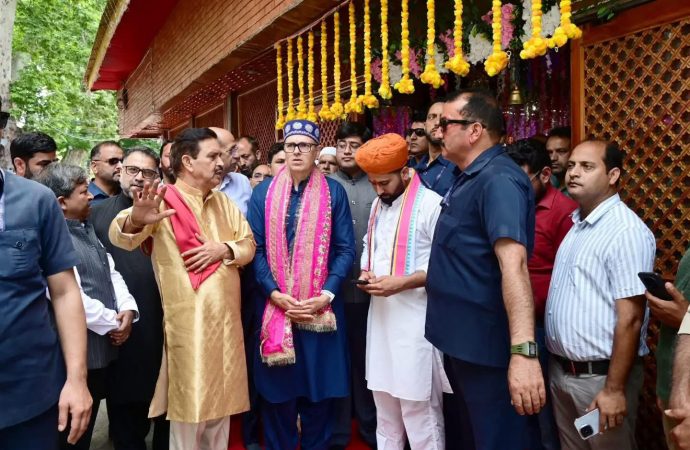 CM Omar reviews preparations for Kheer Bhawani yatra