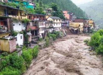 Cloudburst triggers flash flood fears in Baramulla