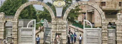 CBI arrests 2 Srinagar municipal employees in bribery case