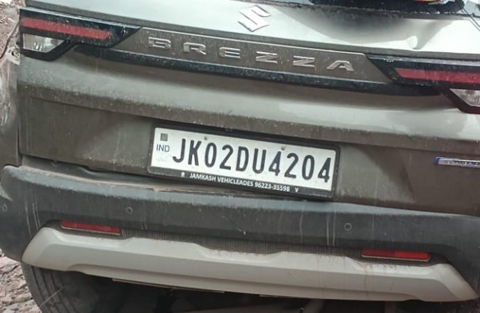 2 killed, 5 injured after vehicle plunges into gorge in Reasi