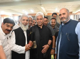 LG seeks civil society support for Amarnath Yatra