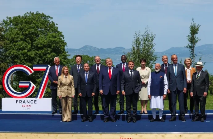 PM Modi calls for trust-based global partnerships at G7 outreach session