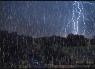Rain, thunderstorms lash parts of Kashmir as weather office warns of fresh spell next week