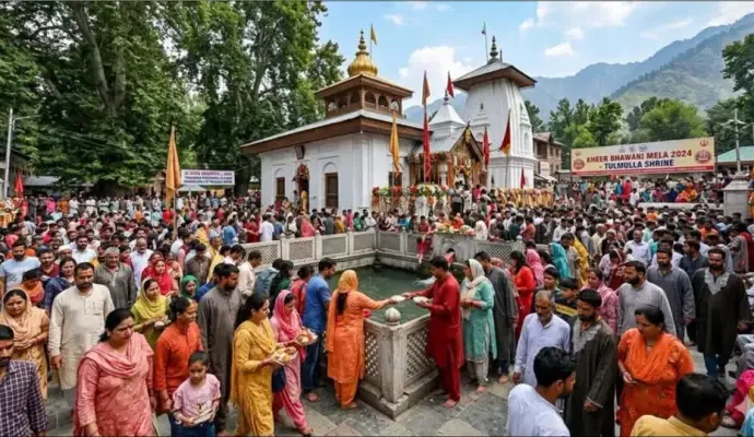 Thousands attend Kheer Bhawani festival amid communal harmony