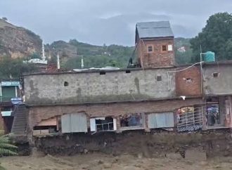 1 dead as flash floods devastate Beerwah