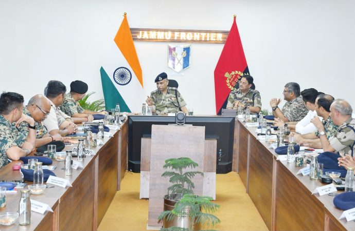 CISF chief reviews Amarnath Yatra security
