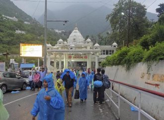 4 yatras suspended in J&K