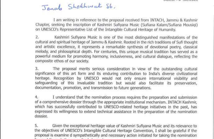 CM Omar seeks UNESCO heritage status for Kashmiri Sufiyana music