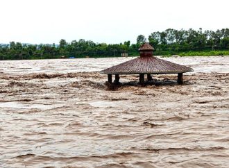 Chenab crosses danger mark