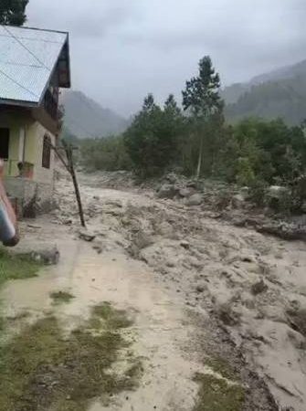 Cloudburst in Uri village