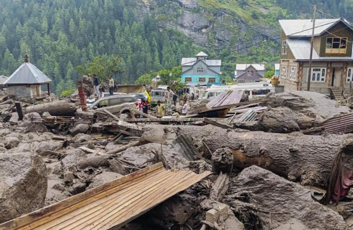 Cloudbursts trigger flash floods in Kashmir as monsoon intensifies