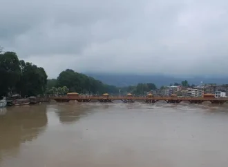 Heavy rain swells J&K rivers