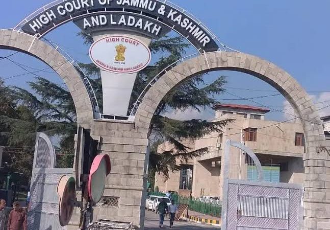 High Court refuses to quash chargesheets in Rs 227-crore J&K Bank loan fraud case