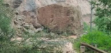 Landslide disrupts traffic on Udhampur-Ramnagar road after heavy rain