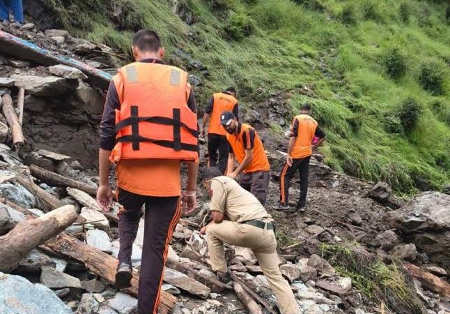 Rain leaves 3 dead, 7 remain missing